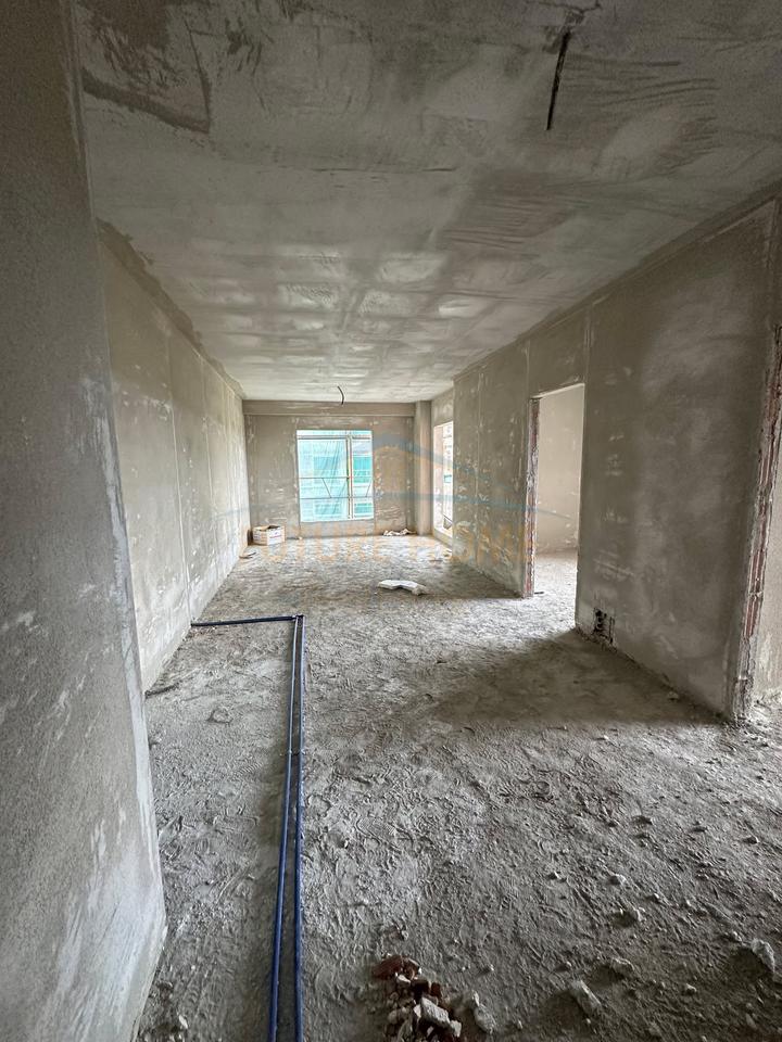Qera, Apartament 4+1+2 + Post Parkimi, Green City, Unaza e Re