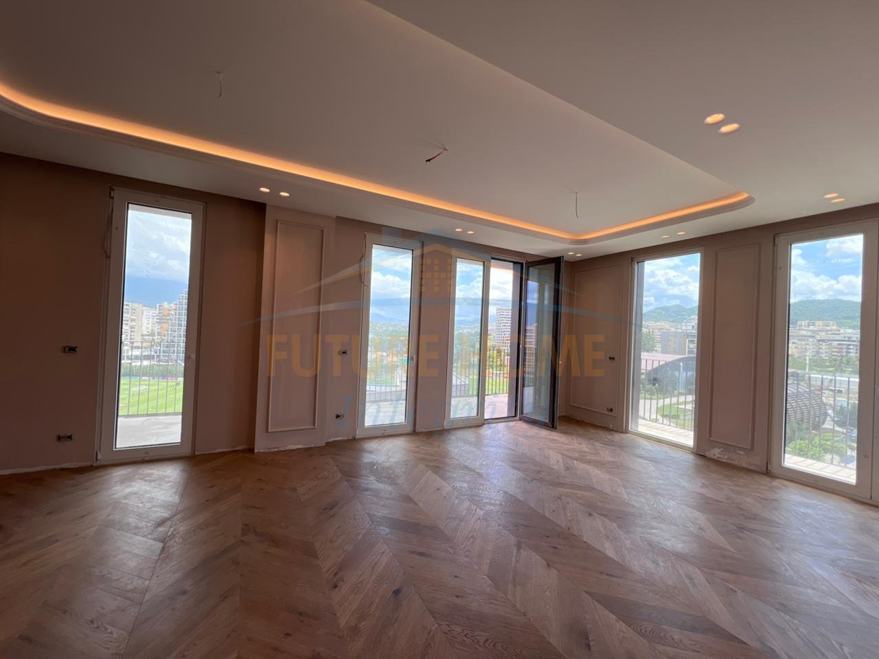 Shitet, Apartament 3+1+2, Altana Residence, Tiranë.