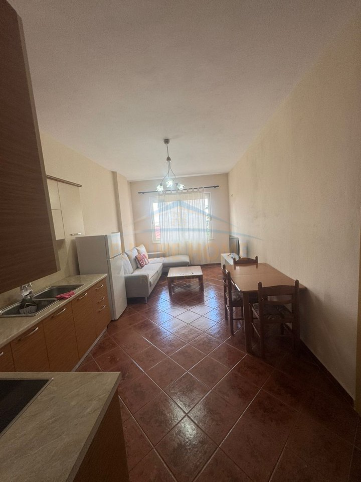 Qera, Apartament 1+1, Fresku, Rruga e Dajtit , Tiranë
