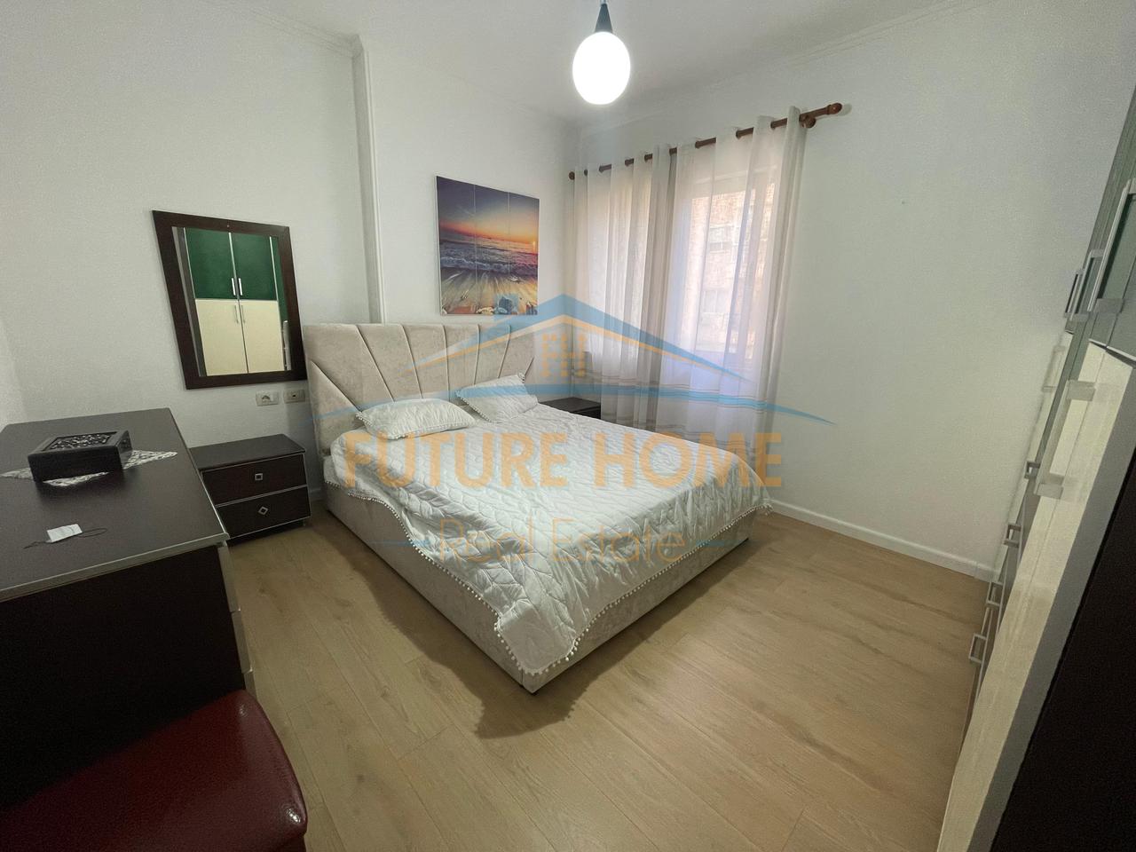 Shitet, Apartament 2+1+2, Kodra Diellit, Tiranë.
