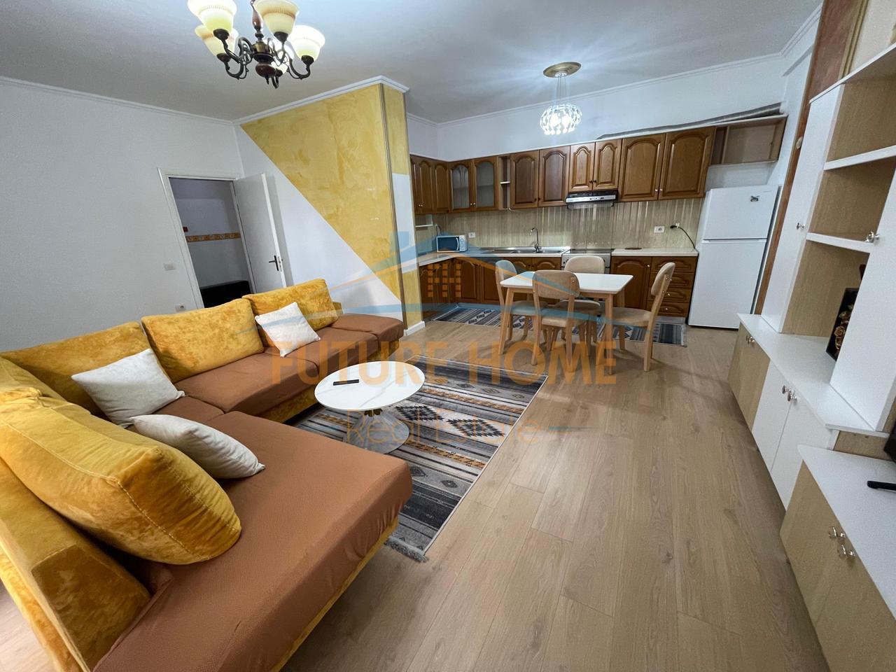 Shitet, Apartament 2+1+2, Kodra Diellit, Tiranë.