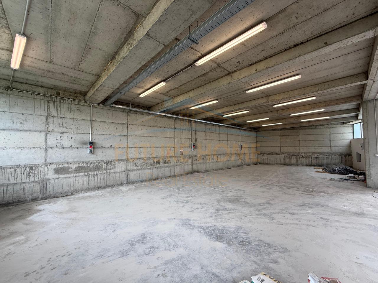 For rent, warehouse, Fushe-Preze