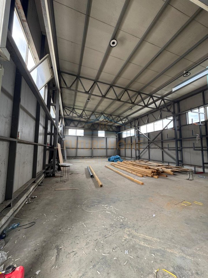 For rent, warehouse, Fushe-Preze