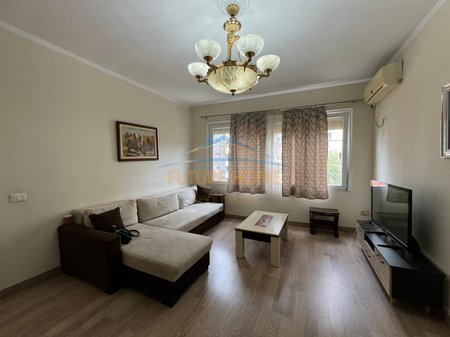 Shitet, Apartament 2+1, Rruga e Durrësit, Tiranë.