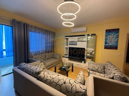 Shitet, Apartament 2+1, Yzberisht