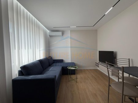Shitet, Apartament 1+1, Shkolla e Baletit, Tiranë.