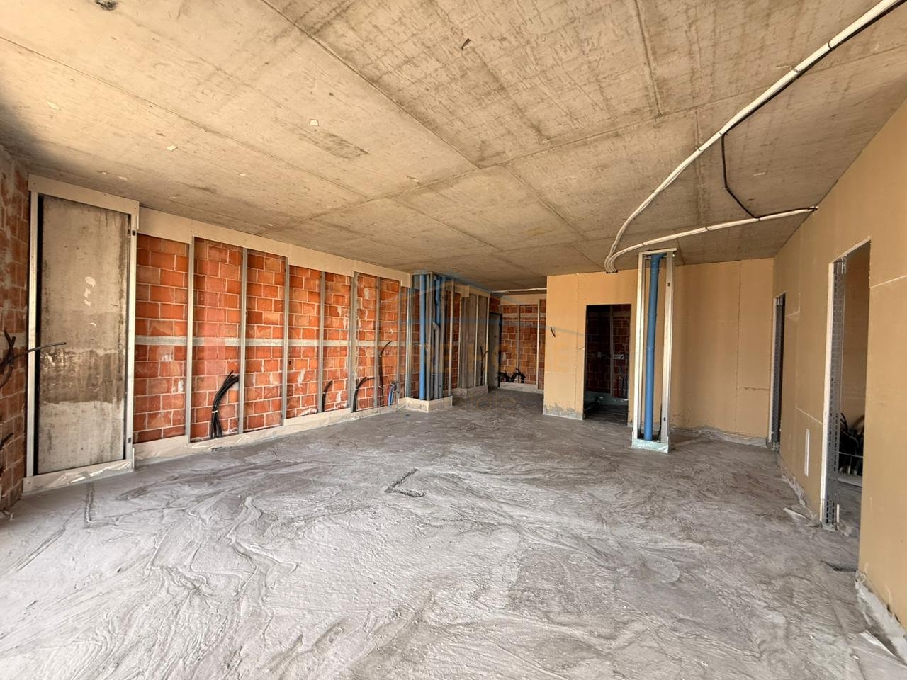 In vendita, Appartamento 3+1+2+Veranda + Posto Auto, Gradient Residence, Lago Secco, Tirana