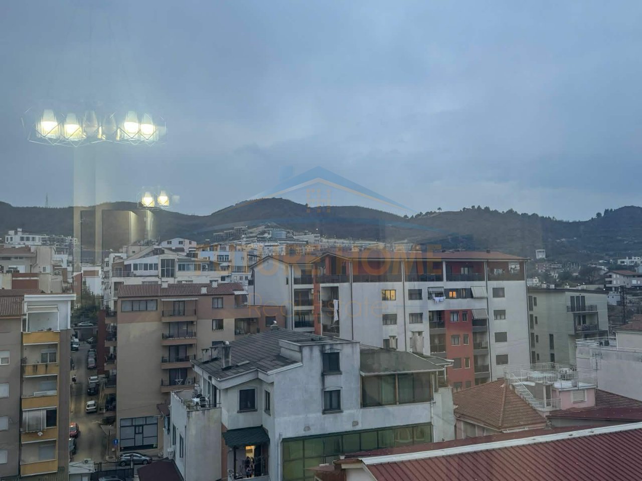 Shitet, Apartament 2+1+2, Selitë