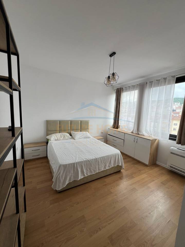 Shitet, Apartament 2+1+2, Selitë
