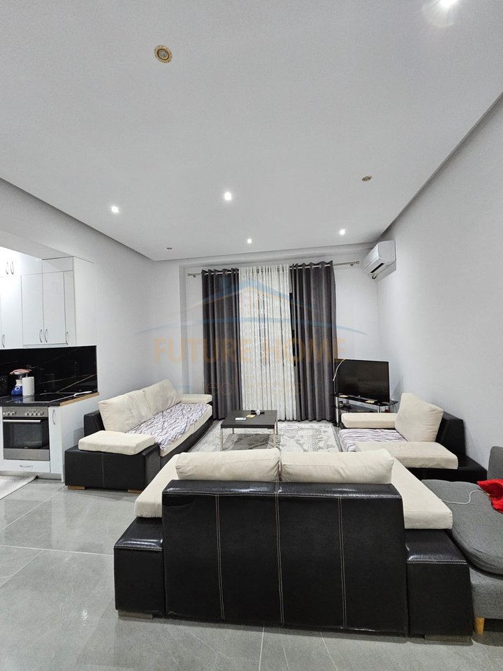Shitet,Apartament 1+1, Selite, Tirane