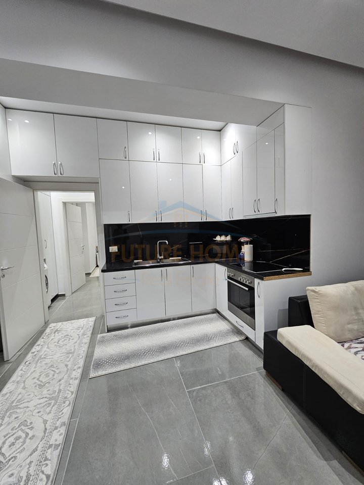 Shitet,Apartament 1+1, Selite, Tirane