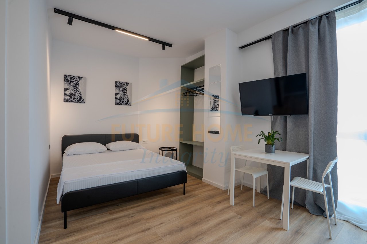 Shitet, Apartament 1+1 (I ndarë në 2 garsoniere), Rruga Siri Kodra, Tiranë.