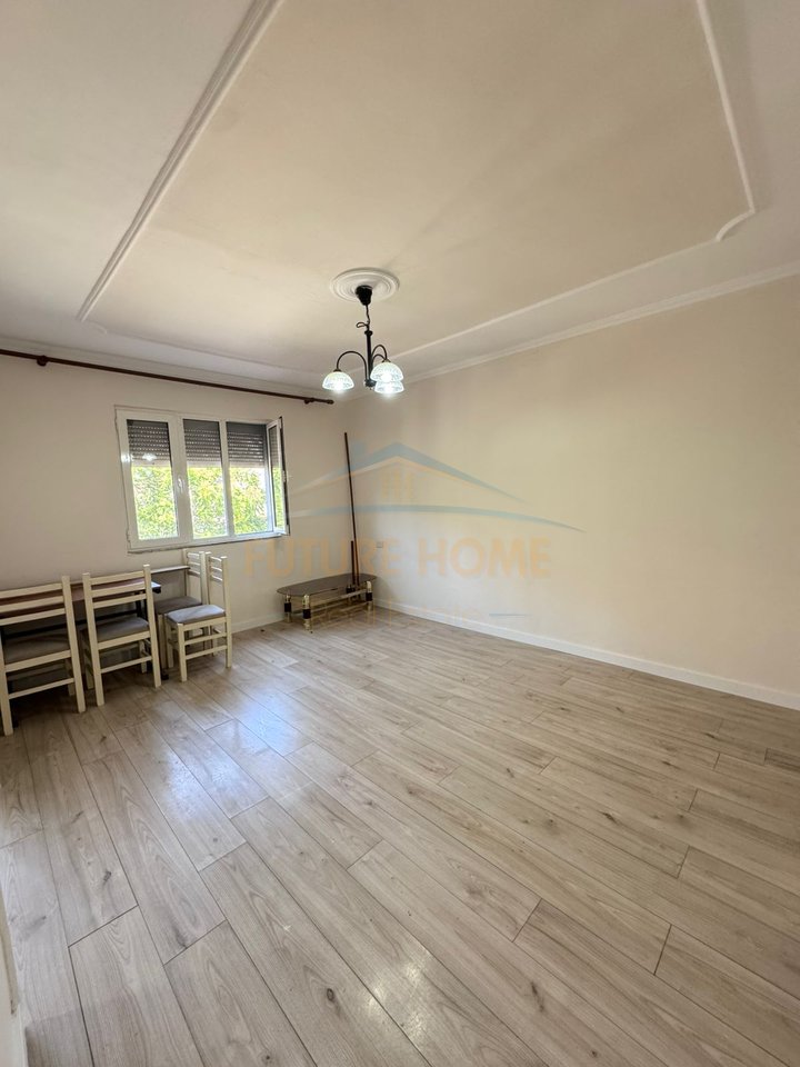 Shitet, Apartament 1+1, Irfan Tomini, Tiranë