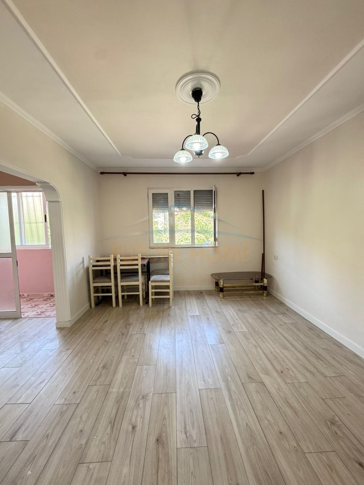 Shitet, Apartament 1+1, Irfan Tomini, Tiranë
