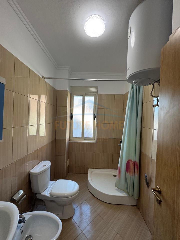 Shitet, Apartament 2+1, Fresk