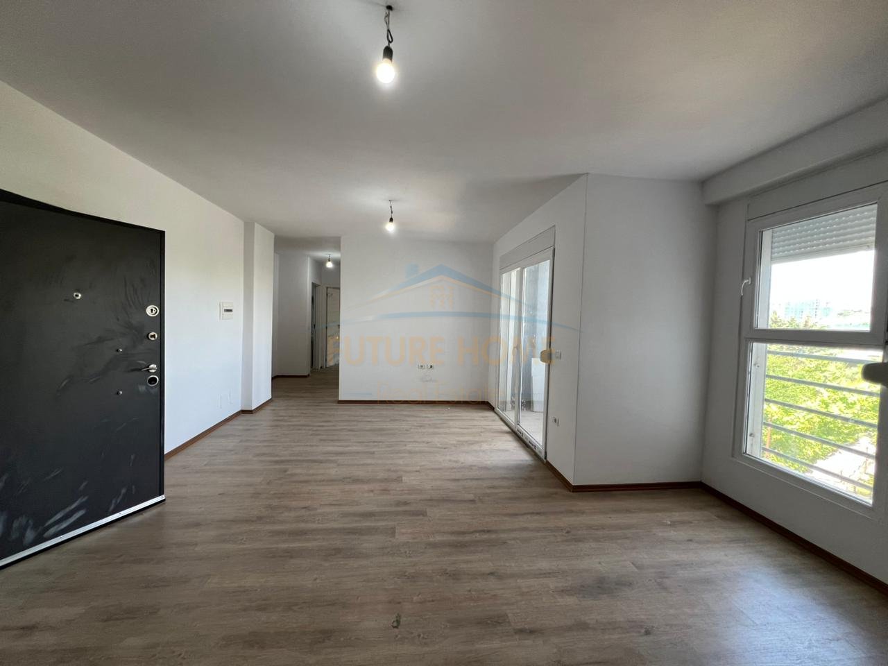 Affitto, Appartamento 2+1+2, Via 5 Maggio, Tirana
