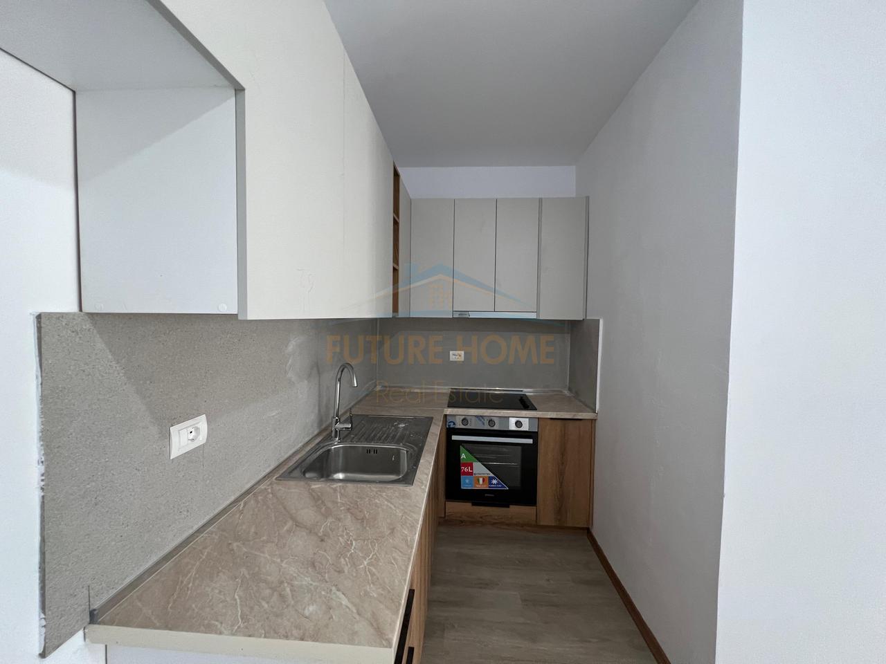 Qera,Apartament 2+1+2, Rruga 5 Maj, Tirane
