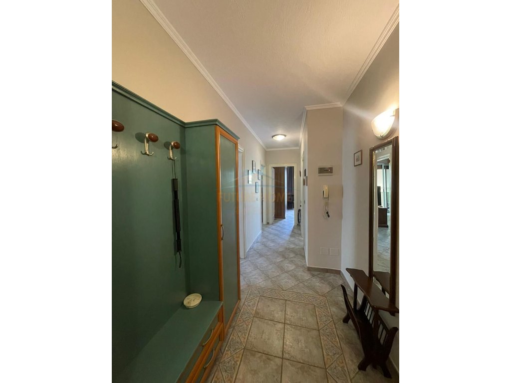 For rent, 2+1 Apartment, Myslym Shyri, Tirana.