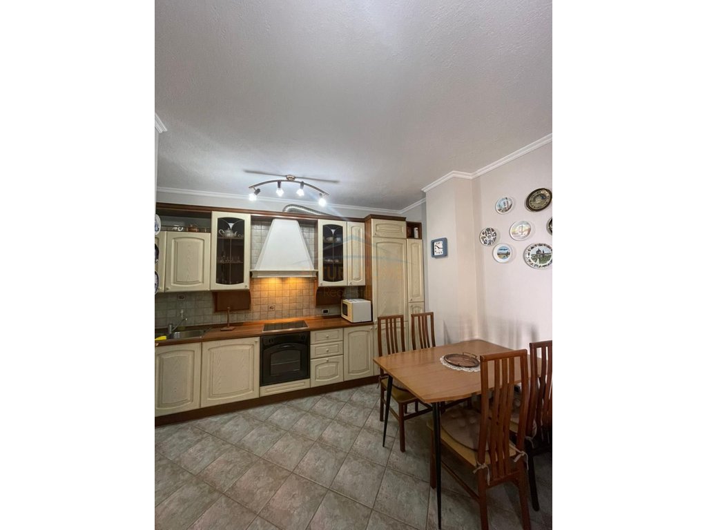 For rent, 2+1 Apartment, Myslym Shyri, Tirana.
