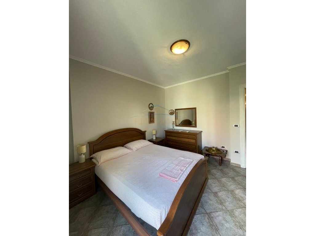 For rent, 2+1 Apartment, Myslym Shyri, Tirana.