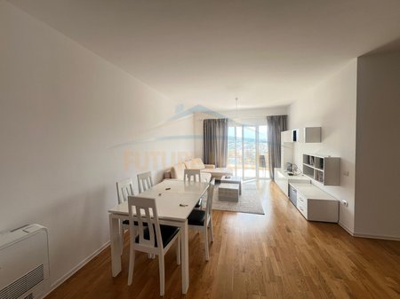 Shitet, Apartament 2+1+2, Kopshti Botanik, Tirane