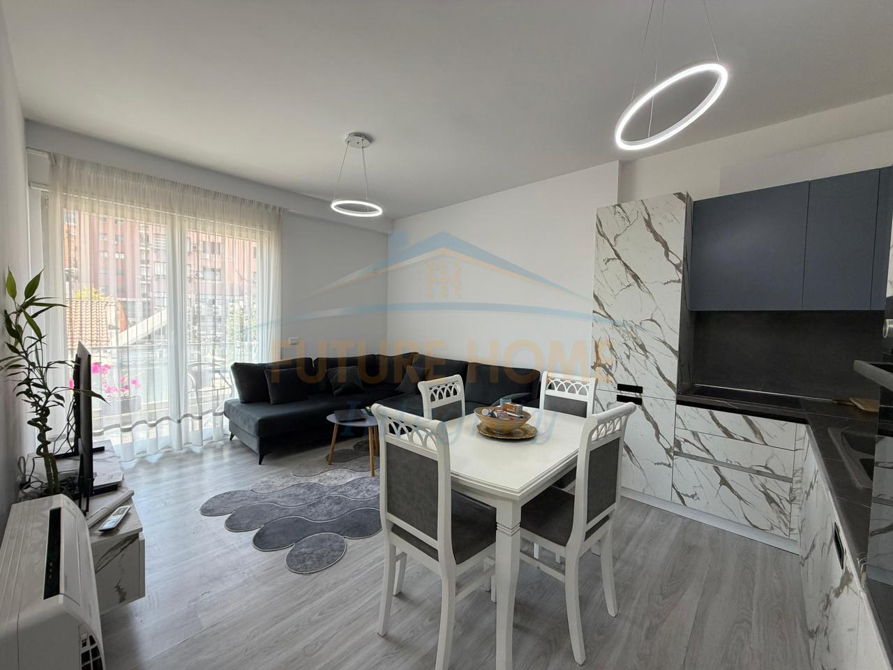 Qera, Apartament 1+1, Qendër, Tiranë.