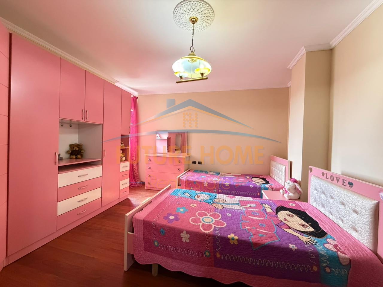For sale, 2+1 Apartment, Boulevard Jeanne d'Arc, Tirana.