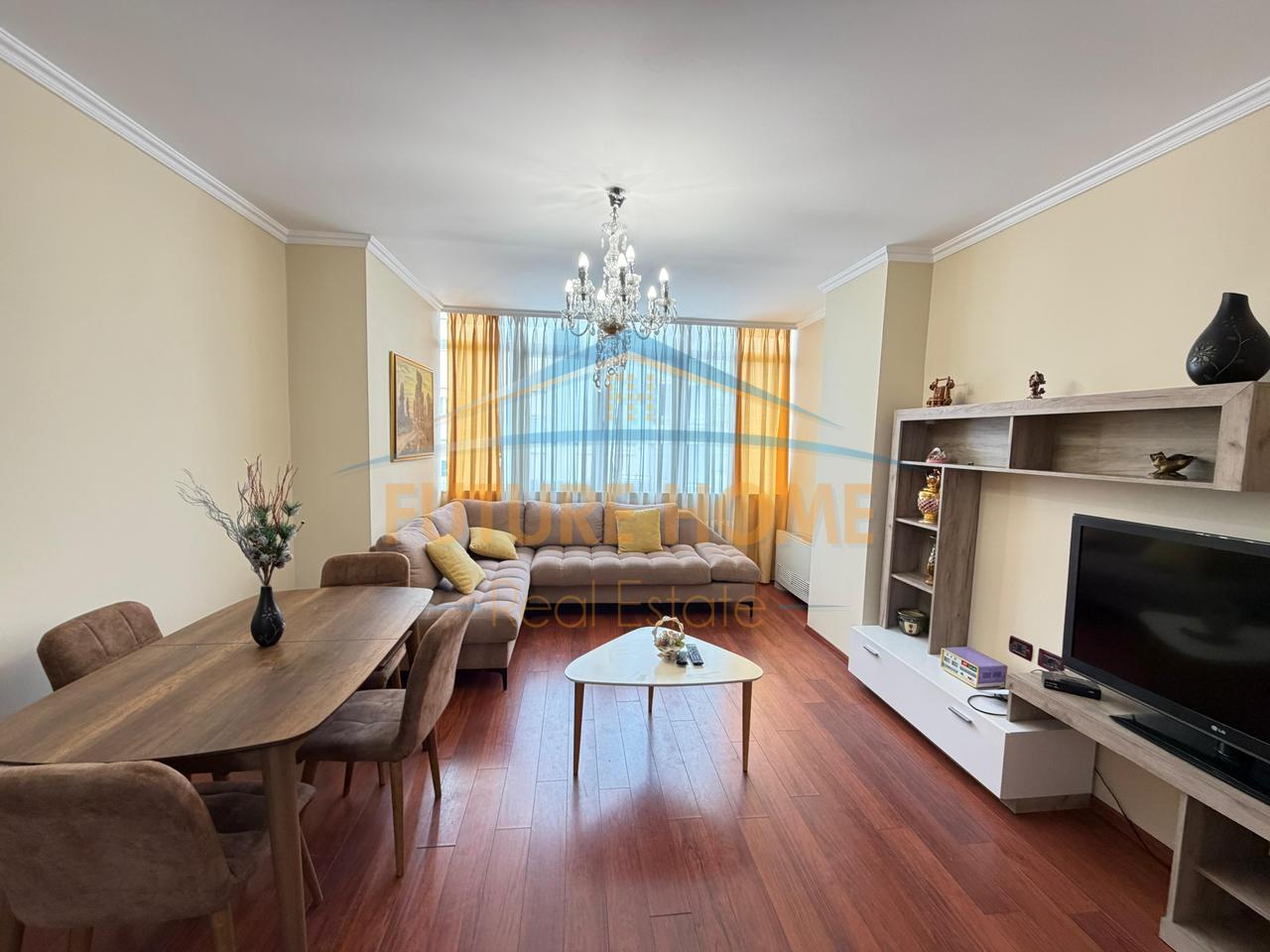 For sale, 2+1 Apartment, Boulevard Jeanne d'Arc, Tirana.