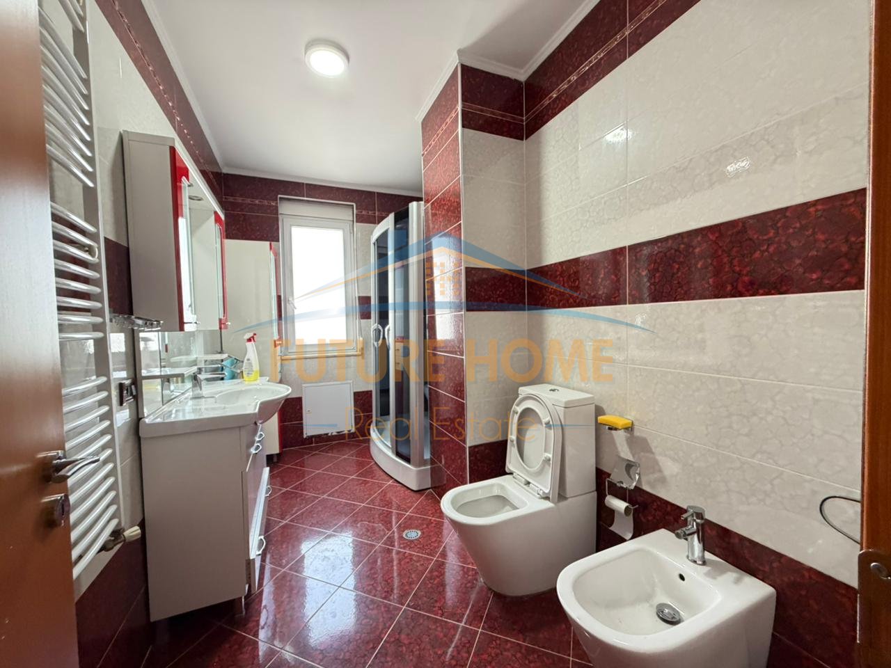 For sale, 2+1 Apartment, Boulevard Jeanne d'Arc, Tirana.