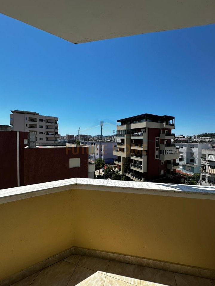 Qera, Apartament 2+1, Lagja 18, Durres