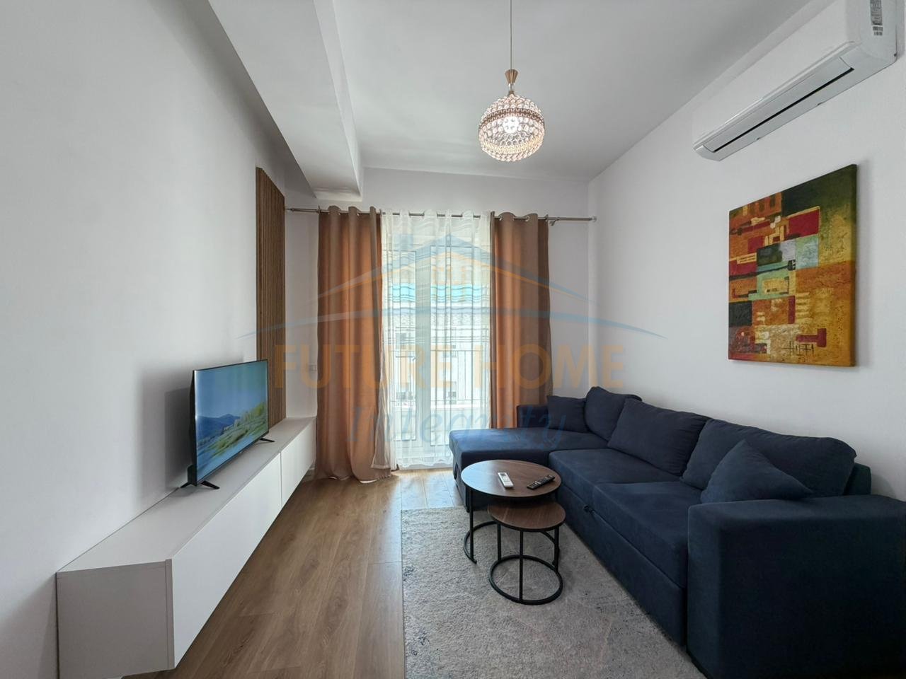 Shitet, Apartament 1+1, Rezidenca Kaimi, Tiranë.