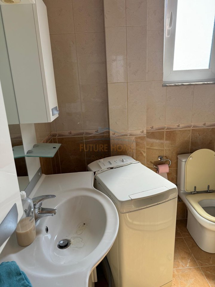 For sale, 3-story villa, Shkozet