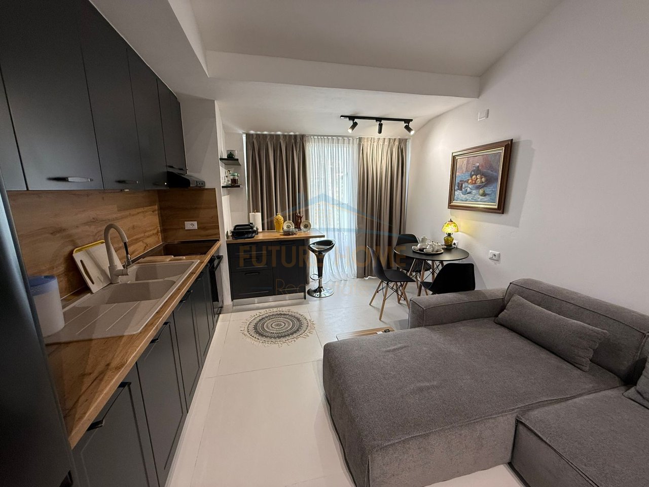 Shitet, Apartament 1+1, Rezidenca Jaho, Fresku, Tirane.