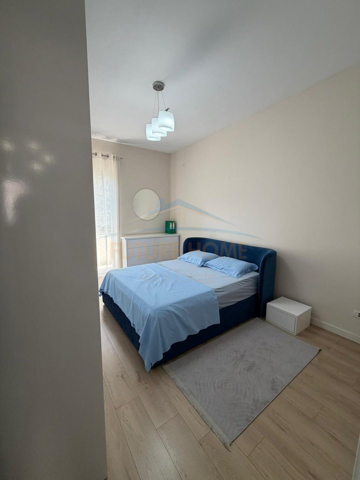 Qira, Apartament 2+1, Rruga e Barrikadave, Tiranë.