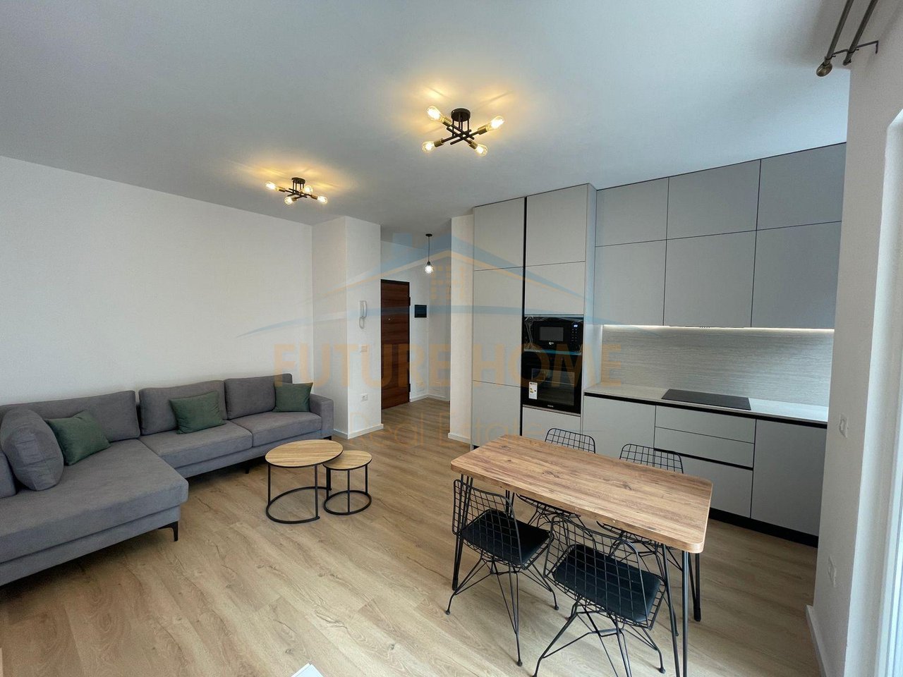 Qira, Apartament 1+1, Kompleksi Aura, Tiranë