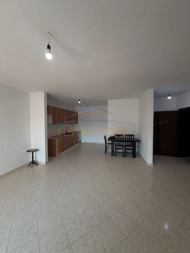 Qera Apartament 2+1, Unaza e Re