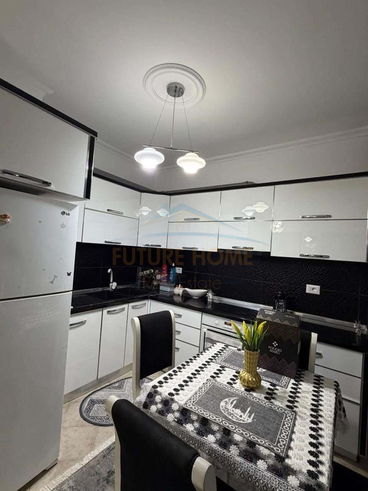 Qera, Apartament 1+1, Yzberisht