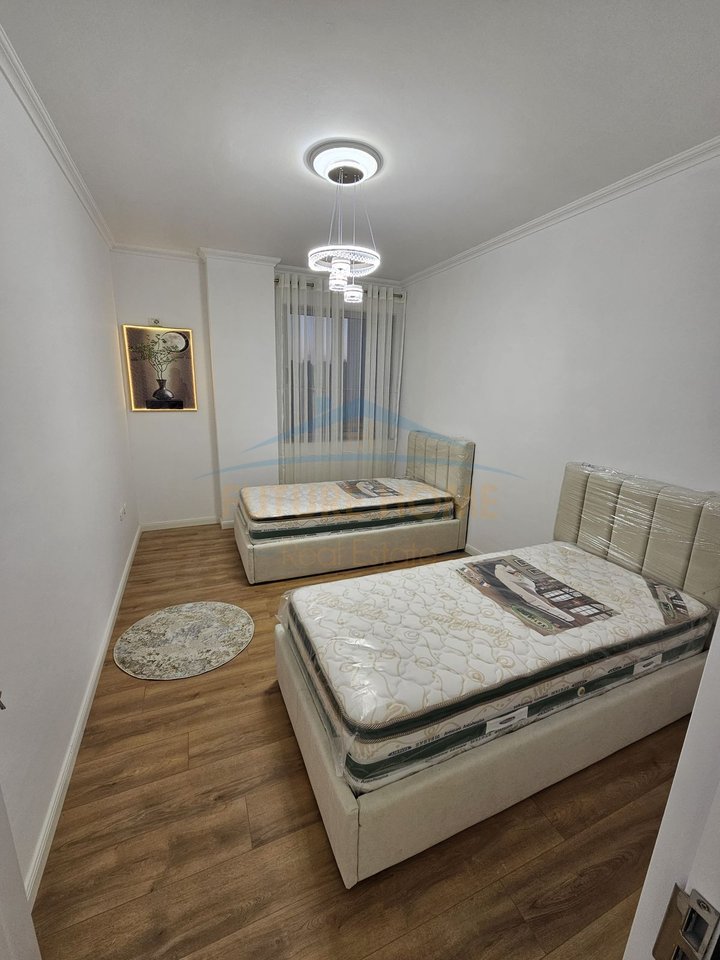 Shitet, Apartament 2+1,Misto Mame
