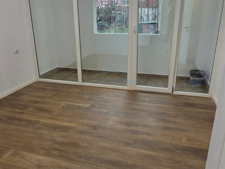Shitet, Apartament 1+1, Ali Dem , Tiranë