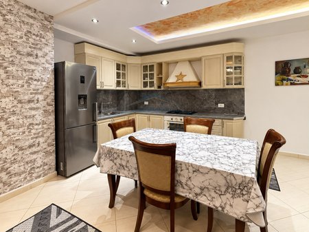 Qira, Apartament 2+1, Air Albania, Tiranë