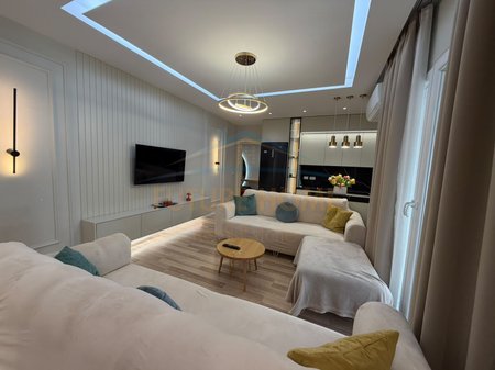 Qira, Apartament 2+1+2+Post Parkimi, Alidem, Tiranë.