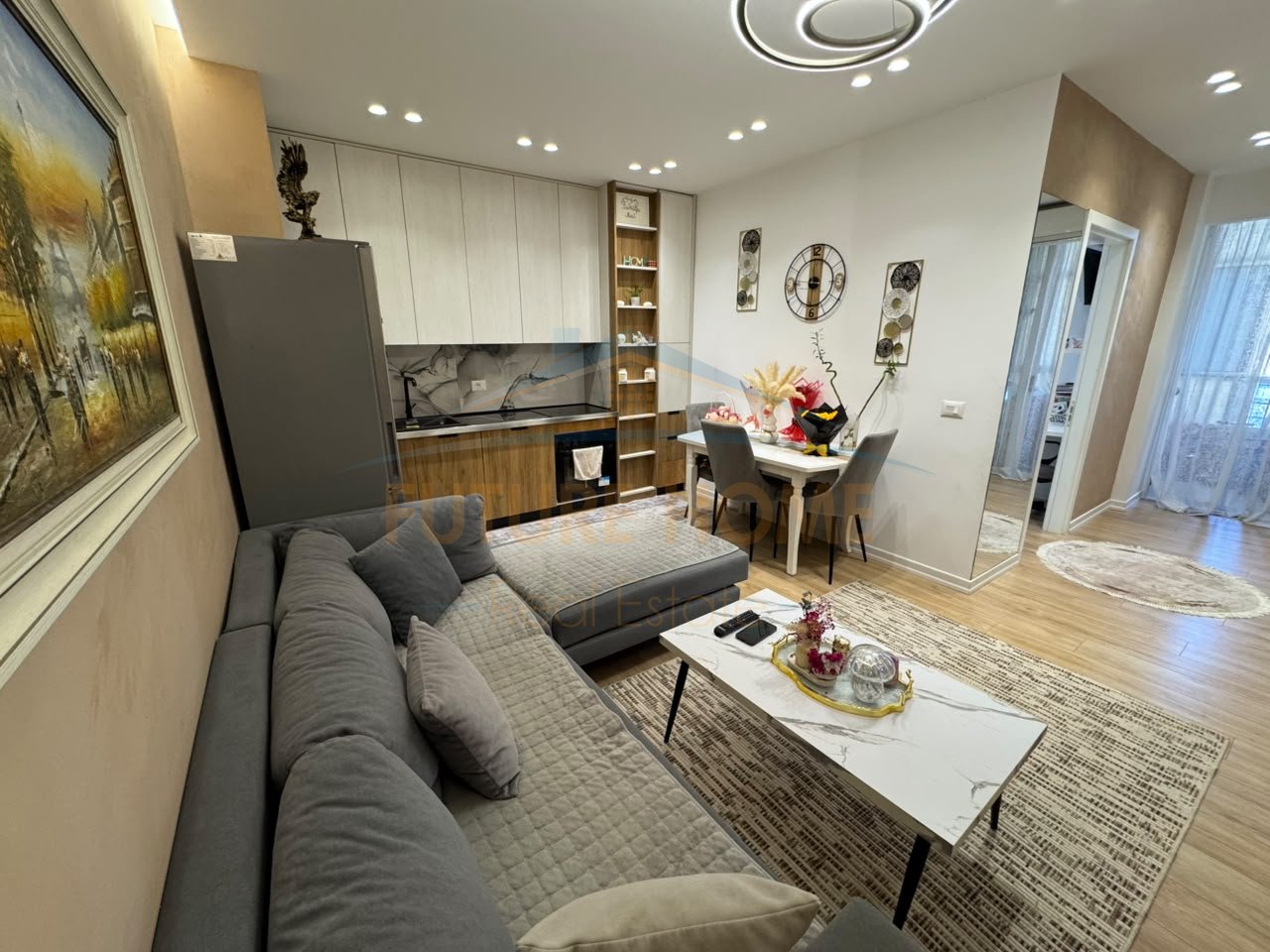Shitet, Apartament 2+1, Kompleksi Fratari, Unaza e Re