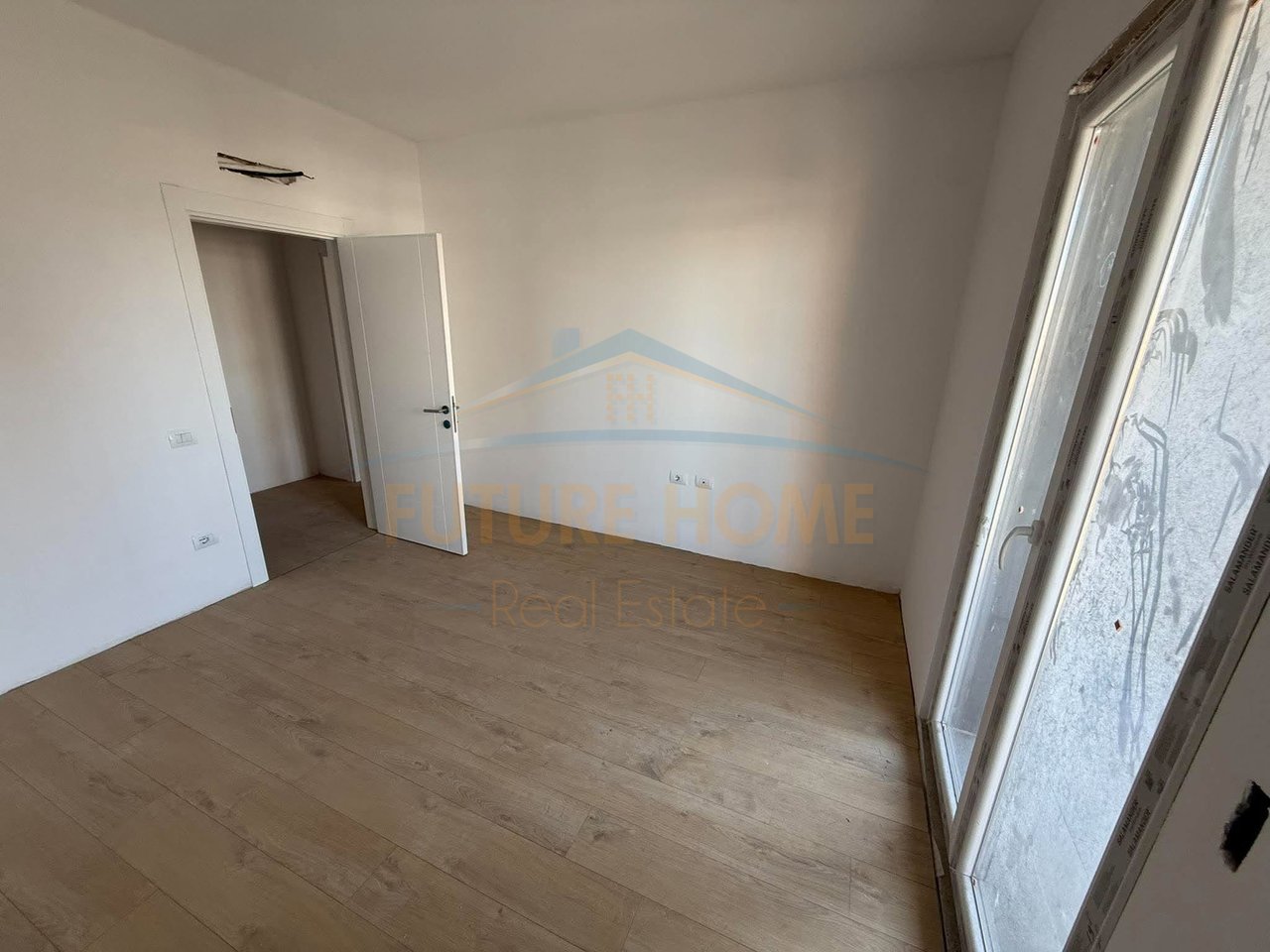 Shitet, Apartament 2+1+2, Kamëz, Tek Ulliri