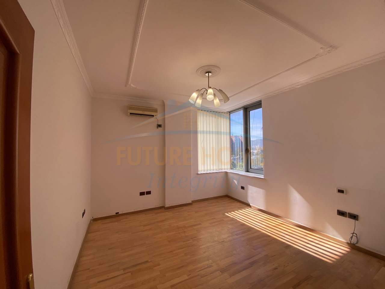 For sale, Apartment 2+1+2, Center, Tirana.