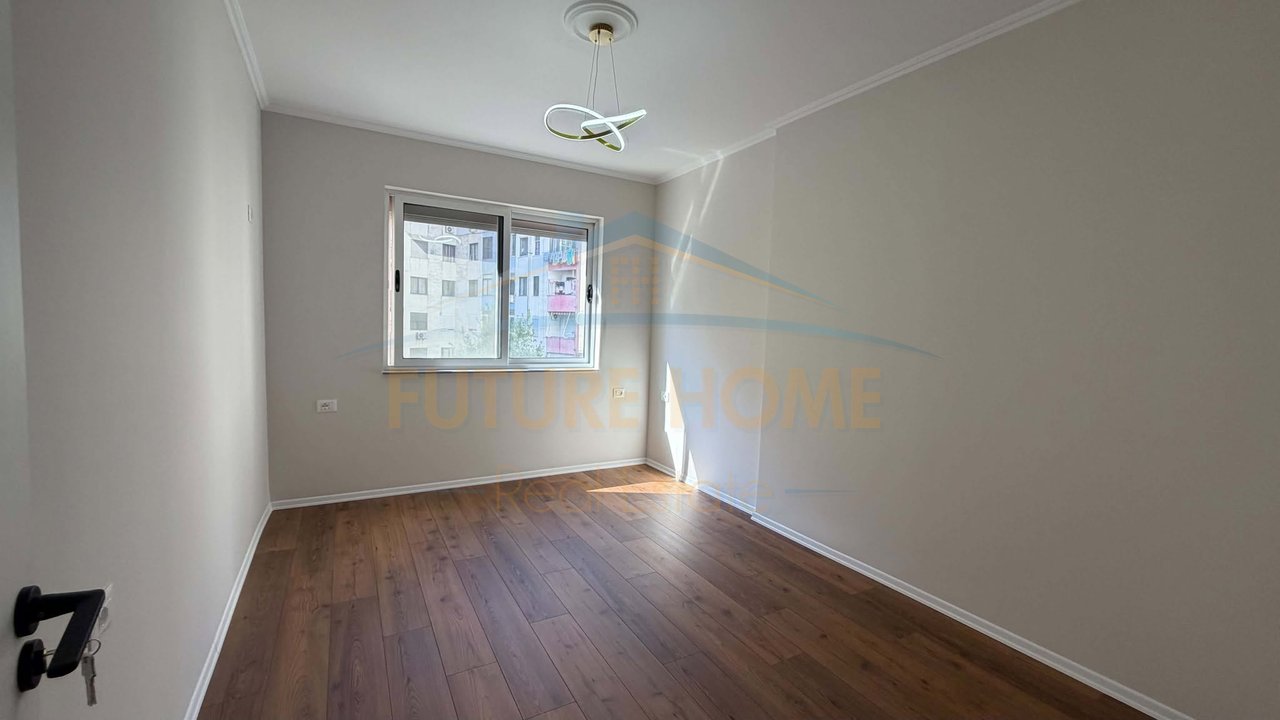 Shitet, Apartament 1+1, Yzberisht