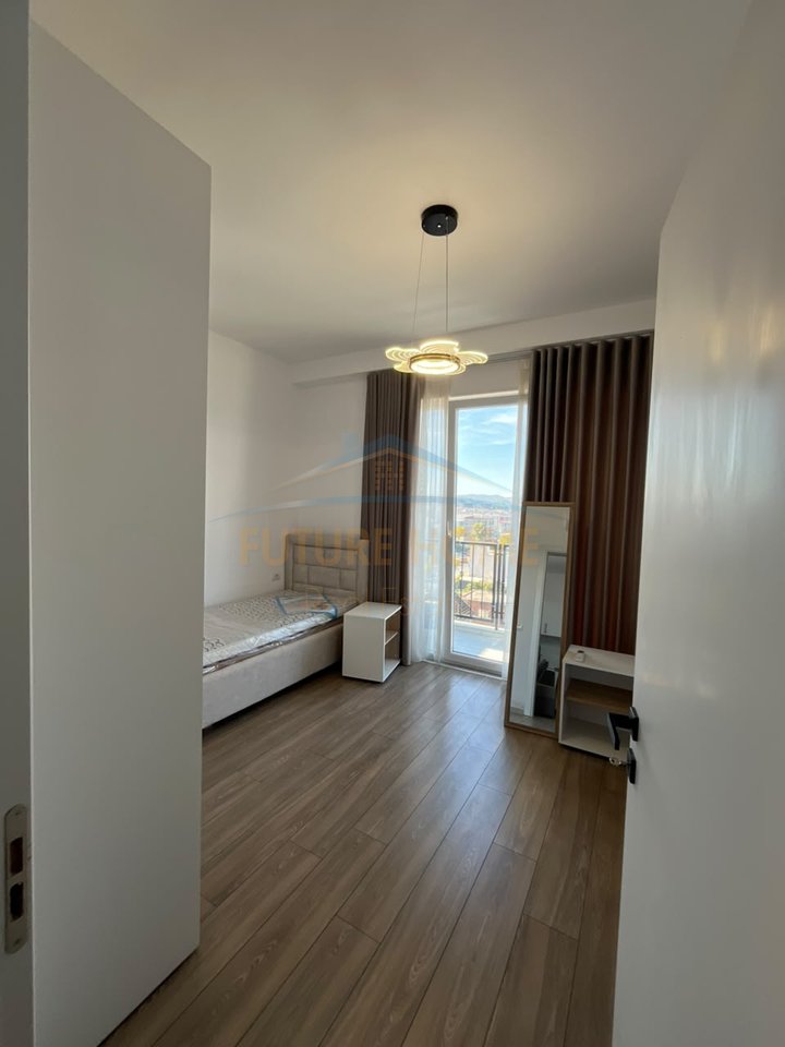 Shitet, Apartament 1+1+Verande, Kamëz, Tiranë.