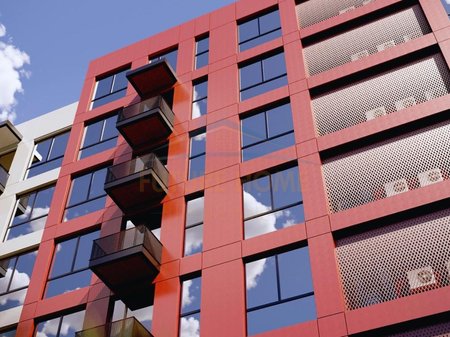 Shitet, Apartament 2+1+2, Stacioni i Trenit, Tiranë