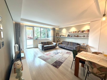 In vendita, Appartamento 2+1+2+Deposito, Residenza Ambasciatore 2, Tirana.