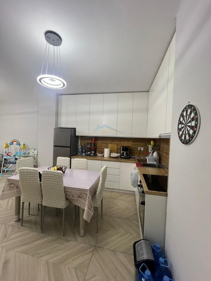 Shitet,Apartament 1+1,Rezidenca Jolla, Unaza e Re
