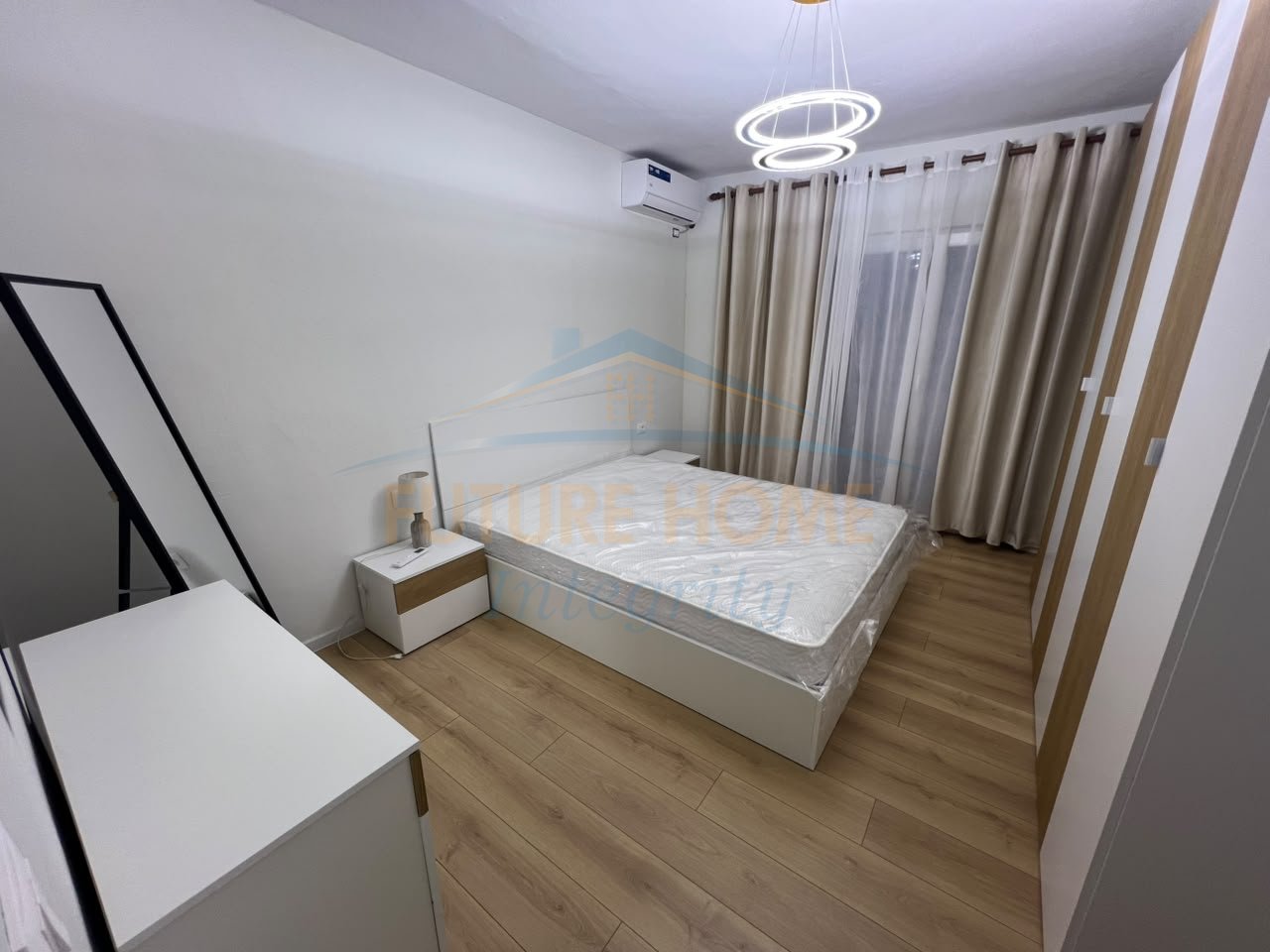 Qera, Apartament 3+1, Rruga Fortuzi, Tiranë.